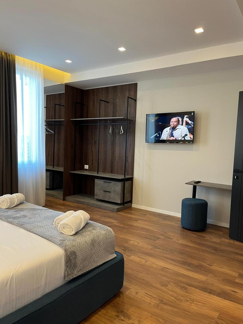 North Alb Hotel Shkodër エクステリア 写真