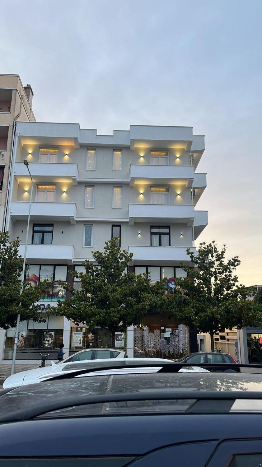 North Alb Hotel Shkodër エクステリア 写真